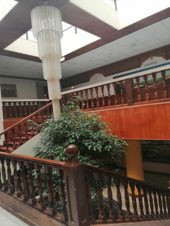 Al Aziziyah Hotel And Suites Khamis Mushait Exterior photo