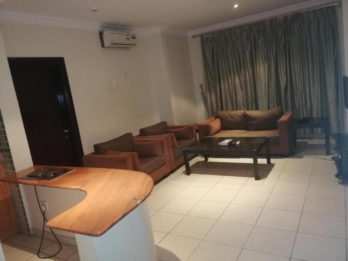 Al Aziziyah Hotel And Suites Khamis Mushait Exterior photo